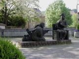 Figurengruppe_zur_Welfensage.JPG